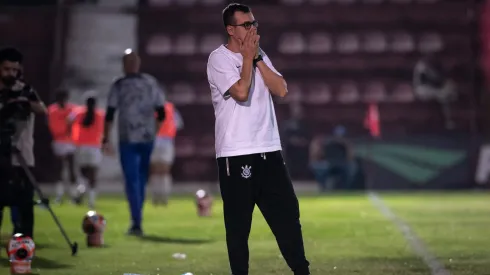 Técnico do Corinthians tem problemas para escalar a equipe para torneio amistoso (Reprodução/Guilherme Veiga/Ag. Paulistão)