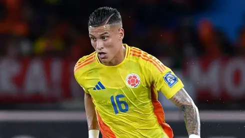 BARRANQUILLA, COLOMBIA – NOVEMBER 19: Juan Portilla of Colombia controls the ball during the South American FIFA World Cup 2026 Qualifier match between Colombia and Ecuador at Roberto Melendez Metropolitan Stadium on November 19, 2024 in Barranquilla, Colombia. (Photo by Gabriel Aponte/Getty Images)