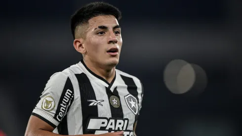 Almada jogador do Botafogo