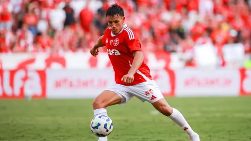 Alexandro Bernabei jogador do Internacional durante partida contra o Juventude no estadio Beira-Rio pelo campeonato Brasileiro A 2025.