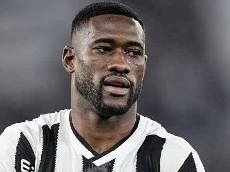 Bastos se pronuncia após passar por cirurgia no joelho