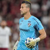 Fluminense tenta se segurar na defesa, mas sofre gol do Flamengo no fim e perde no Brasileirão