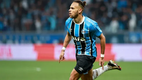 Braithwaite, jogador do Grêmio