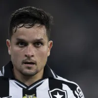 Situação de Artur no Botafogo não gera maiores preocupações nos bastidores, atacante está resfriado