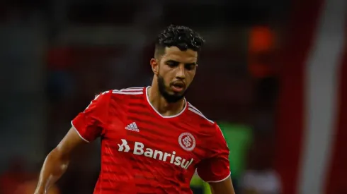 Kaique Rocha trocou o Internacional pelo Casa Pia.