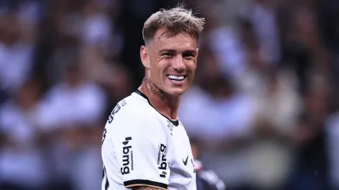 Roger Guedes jogador do Corinthians durante partida contra o Botafogo-SP no estadio Arena Corinthians pelo campeonato Paulista 2023. Foto: Ettore Chiereguini/AGIF