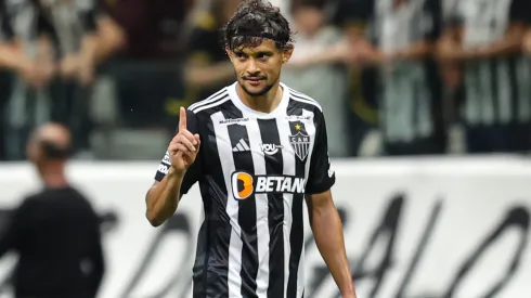 Scarpa durante confronto contra o Criciúma no Campeonato Brasileiro de 2024. Jogador está na pré-lista da Copa América.