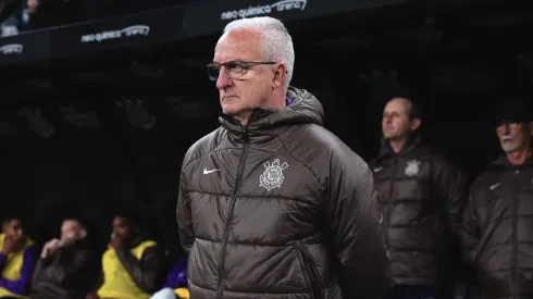 Dorival durante confronto contra o Palmeiras na Copa do Brasil de 2025.