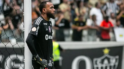 MG – BELO HORIZONTE – 22/10/2023 – BRASILEIRO A 2023, ATLETICO-MG X CRUZEIRO – Everson jogador do Atletico-MG lamenta durante partida contra o Cruzeiro no estadio Arena MRV pelo campeonato Brasileiro A 2023. Foto: Fernando Moreno/AGIF