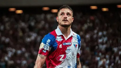 Lucas Crispim em partida pelo Fortaleza. Foto: Mateus Lotif / Fortaleza