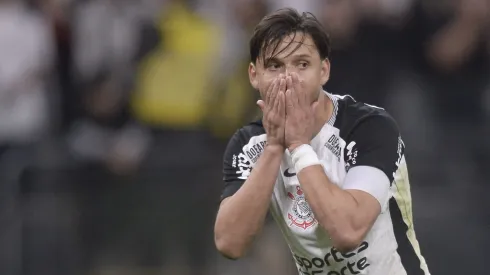 Romero jogador do Corinthians lamenta durante partida contra o Bragantino no estadio Arena Corinthians pelo campeonato Brasileiro A 2025. Foto: Alan Morici/AGIF