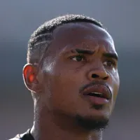 Botafogo recusa mais uma oferta do West Ham por John e pede quantia milionária pelo goleiro