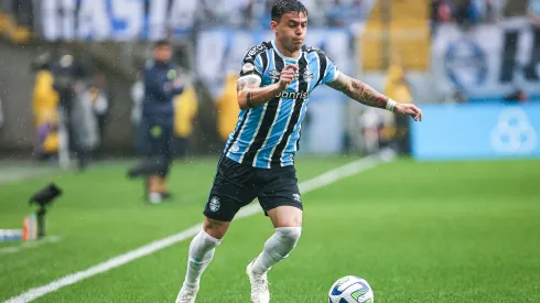 RS – PORTO ALEGRE – 03/09/2023 – BRASILEIRO A 2023, GREMIO X CUIABA – Carballo jogador do Gremio durante partida contra o Cuiaba no estadio Arena do Gremio pelo campeonato Brasileiro A 2023. Foto: Maxi Franzoi/AGIF