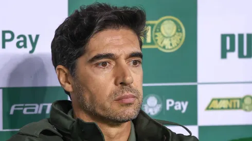 Abel Ferreira tecnico do Palmeiras durante partida contra o Gremio no estadio Arena Allianz Parque pelo campeonato Brasileiro A 2024.