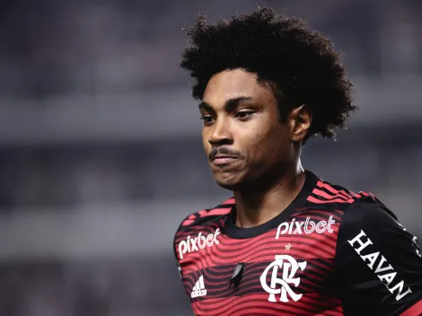 Corinthians acerta com Vitinho até 2027 com salário de R$ 1 milhão