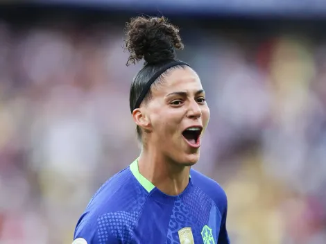 Amanda Gutierres está entre as 30 melhores da Bola de Ouro