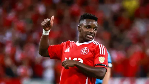 Carbonero tem suspeita de lesão no Internacional.