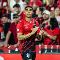 Atacante do Athletico, Julimar se recupera, volta a treinar com elenco e pode ser reforço para Odair Hellmann