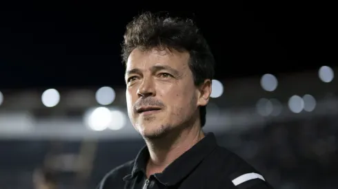 Fernando Diniz tecnico do Vasco durante partida contra o Fortaleza no estadio Sao Januario pelo campeonato Brasileiro A 2025. Foto: Jorge Rodrigues/AGIF