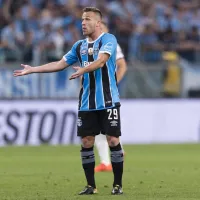 Grêmio encaminha acordo com o meio-campo Arthur Melo, campeão da Libertadores em 2017