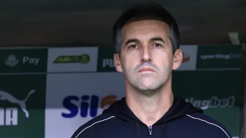 Leo Conde tecnico do Ceara durante partida contra o Palmeiras no estadio Arena Allianz Parque pelo campeonato Brasileiro A 2025. Foto: Marcello Zambrana/AGIF