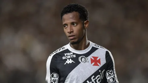 Tche Tche jogador do Vasco durante partida contra o Sport no estadio Sao Januario pelo campeonato Brasileiro A 2025. Foto: Thiago Ribeiro/AGIF
