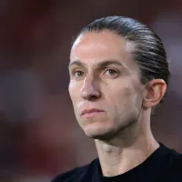 Flamengo vence Internacional, se classifica na Libertadores e Filipe Luís é elogiado