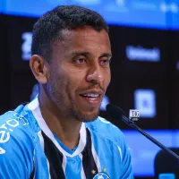Marcos Rocha é apresentado no Grêmio e garante: “Vocês vão ver que a idade é uma coisa que não pesa”
