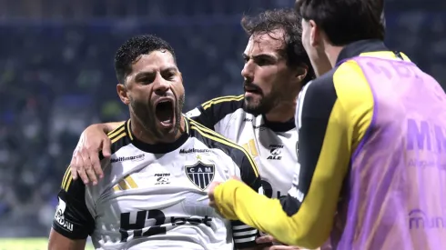 SP – SAO PAULO – 20/07/2025 – BRASILEIRO A 2025, PALMEIRAS X ATLETICO-MG – Hulk jogador do Atletico-MG comemora seu gol com Igor Gomes jogador da sua equipe durante partida contra o Palmeiras no estadio Arena Allianz Parque pelo campeonato Brasileiro A 2025. Foto: Marcello Zambrana/AGIF