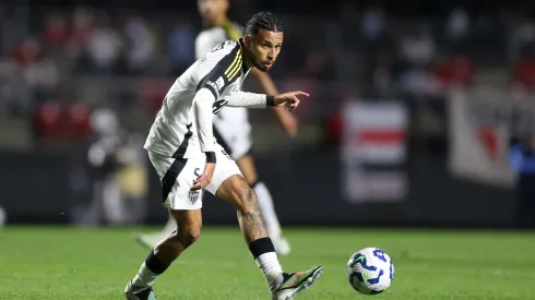 SP – SAO PAULO – 24/08/2025 – BRASILEIRO A 2025, SAO PAULO X ATLETICO-MG – Alexsander jogador do Atletico durante a partida contra o Sao Paulo no estadio Morumbis em Sao Paulo (SP), pelo campeonato Brasileiro A 2025. Foto: Marlon Costa/AGIF