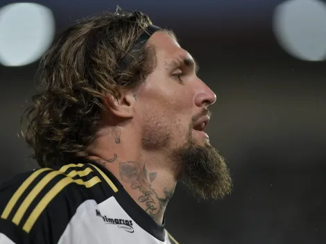 Lyanco se dirigiu ao estádio com o elenco do Atlético-MG por estratégia de Cuca