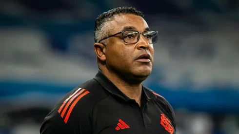 Roger Machado, treinador do Internacional. Foto: Fernando Moreno/AGIF