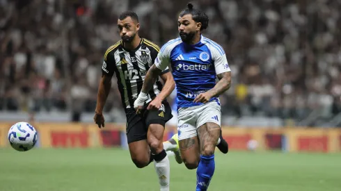 MG – BELO HORIZONTE – 27/08/2025 – COPA DO BRASIL 2025, ATLETICO-MG X CRUZEIRO – Gabriel Barbosa Gabigol jogador do Cruzeiro durante partida contra o Atletico-MG no estadio Arena MRV pelo campeonato Copa Do Brasil 2025. Foto: Gilson Lobo/AGIF