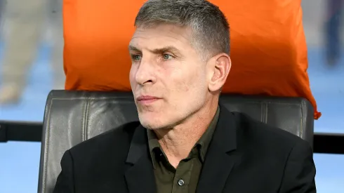 Martín Palermo durante confronto entre Platense e Rosario Central na Copa da Argentina de 2023.