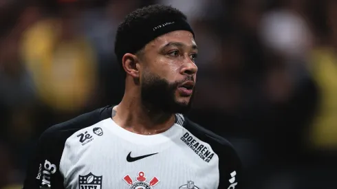 Memphis Depay jogador do Corinthians durante partida contra o Palmeiras no estádio Arena Corinthians pelo campeonato Brasileiro A 2025. Foto: Ettore Chiereguini/AGIF