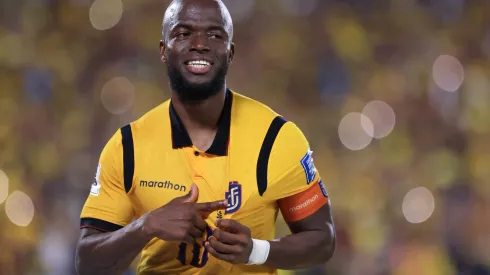 GUAYAQUIL, ECUADOR – SEPTEMBER 09: Enner Valencia of Ecuador celebrates after scoring the team's first goal via penalty during the South American FIFA World Cup 2026 Qualifier match between Ecuador and Argentina at Estadio Monumental Isidro Romero Carbo on September 09, 2025 in Guayaquil, Ecuador. (Photo by Franklin Jacome/Getty Images)