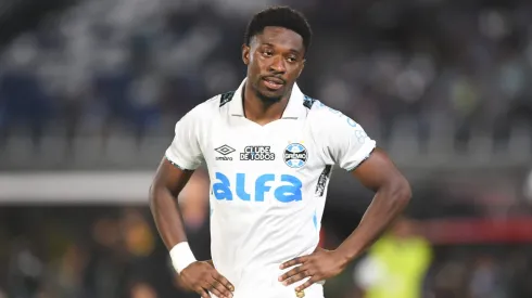 ASUNCION, PARAGUAY – APRIL 02: Francis Amuzu of Gremio reacts during the Copa CONMEBOL Sudamericana Group D match between Sportivo Luqueño and Gremio at Estadio Defensores del Chaco on April 02, 2025 in Asuncion, Paraguay. (Photo by Christian Alvarenga/Getty Images)