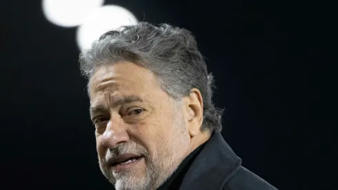 Casares mandou a real no São Paulo.