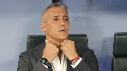 Hernan Crespo tecnico do Sao Paulo durante partida contra o Cruzeiro no estadio Mineirao pelo campeonato Brasileiro A 2025. Foto: Gilson Lobo/AGIF