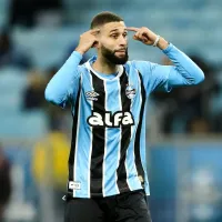Wagner Leonardo, zagueiro do Grêmio, assume a posição de Kannemann, suspenso, no grenal 448
