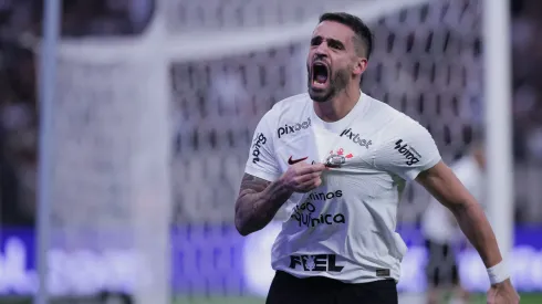 Renato Augusto jogador do Corinthians comemora seu gol durante partida contra o América-MG no estádio Arena Corinthians pelo campeonato Copa do Brasil 2023. Foto: Ettore Chiereguini/AGIF
