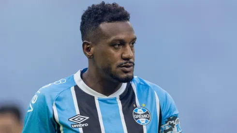 Edenílson em campo pelo Grêmio. Foto: Liamara Polli/AGIF