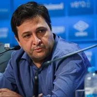 Alberto Guerra, presidente do Grêmio, reclama da arbitragem no grenal 448, apesar da vitória