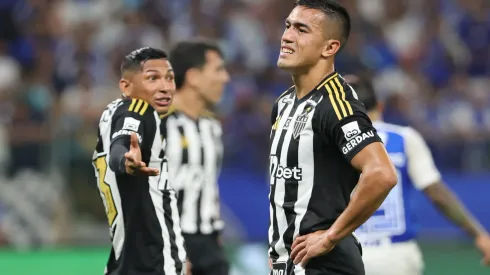 MG – BELO HORIZONTE – 11/09/2025 – COPA DO BRASIL 2025, CRUZEIRO X ATLETICO-MG – Cuello jogador do Atletico-MG lamenta durante partida contra o Cruzeiro no estadio Mineirao pelo campeonato Copa Do Brasil 2025. Foto: Gilson Lobo/AGIF