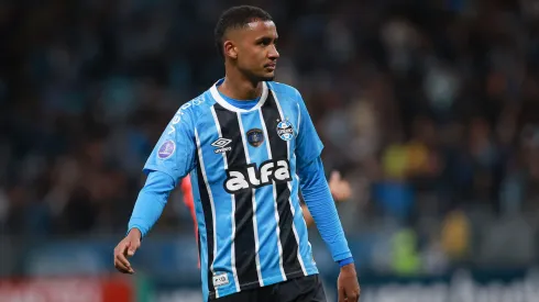 André Henrique deve ser titular pelo Grêmio contra o Botafogo