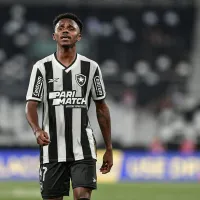 Davide Ancelotti explica situação de Jeffinho no Botafogo após substituição contra o Grêmio