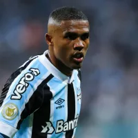 Douglas Costa deseja retornar ao Grêmio para mudar sua imagem do rebaixamento em 2021