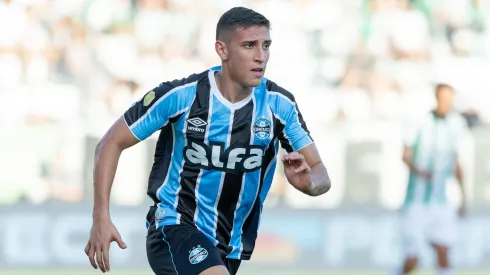 Monsalve está perto de voltar ao Grêmio. Foto: AGIF
