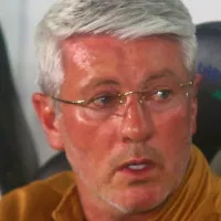 Odair Hellmann é criticado pela torcida do Athletico, mesmo com vitória sobre o Operário na Série B