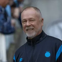 Estratégia de Mano Menezes garante triunfo do Grêmio sobre o Vitória, com substituições decisivas